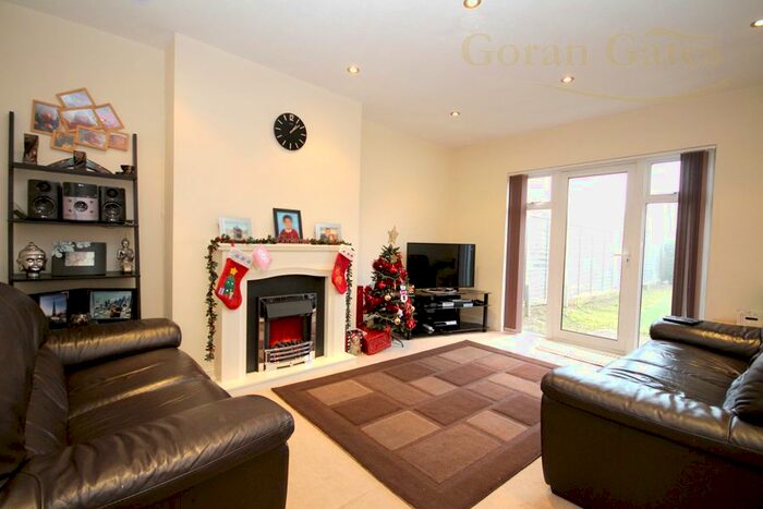 4 Bedroom End Of Terrace House To Rent In Lynton Road, Rayners Lane, Harrow, HA2