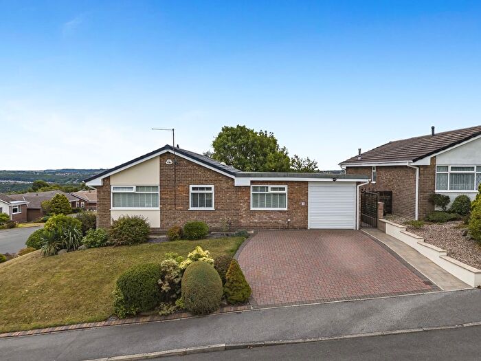 3 Bedroom Detached Bungalow For Sale In Alms Hill Crescent, Sheffield, South Yorkshire, S11