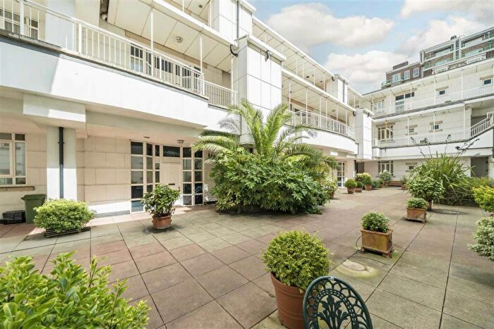 2 Bedroom Flat To Rent In Marylebone Road, Marylebone, NW1