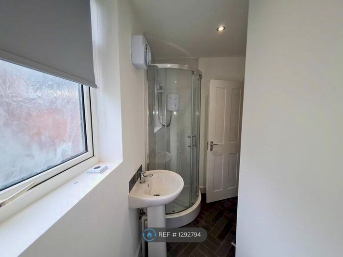 4 Bedroom End Of Terrace House To Rent In Lorne Street, Liverpool L7