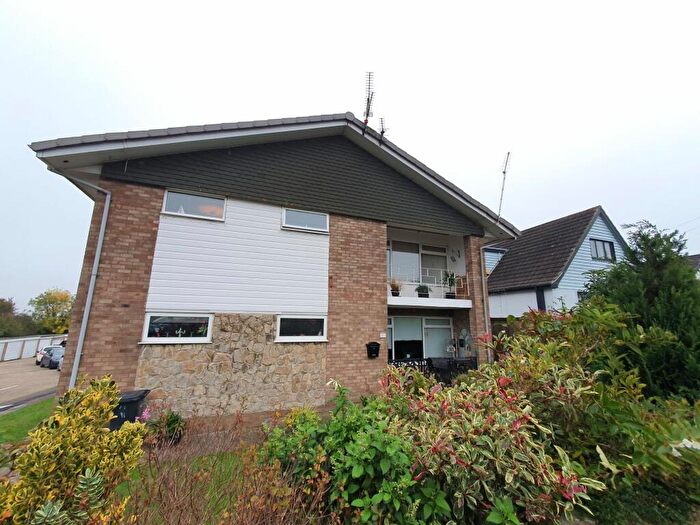 2 Bedroom Apartment To Rent In Cypress Close, Whitstable, CT5