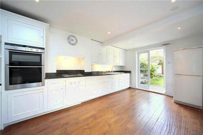 5 Bedroom Semi-Detached House To Rent In Cheriton Square, Wandsworth Common, London, SW17