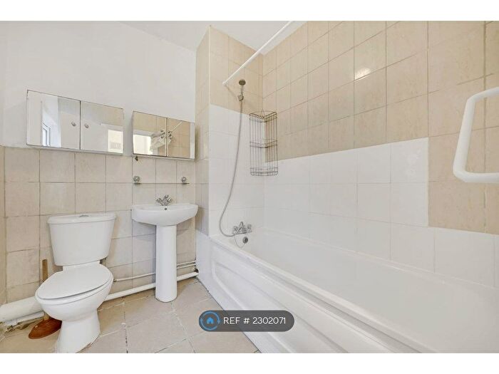 1 Bedroom Flat To Rent In East Ham, London, E6