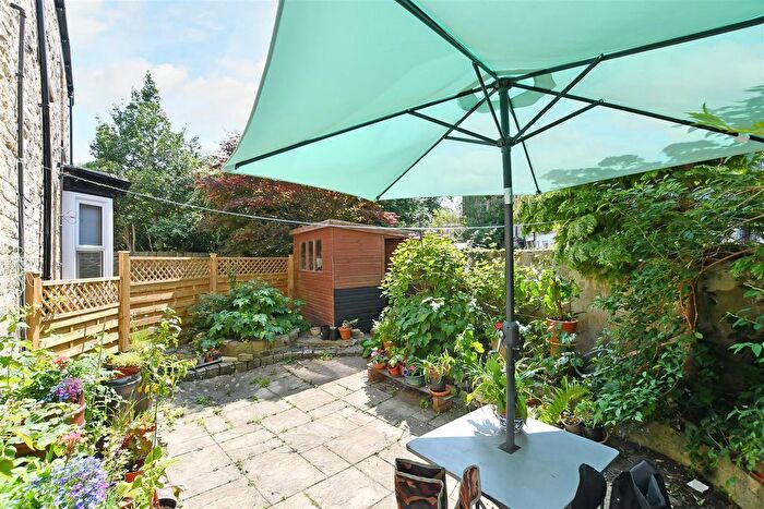 6 Bedroom Semi-detached House For Sale In Clarkegrove Road, Botanical Gardens, S10