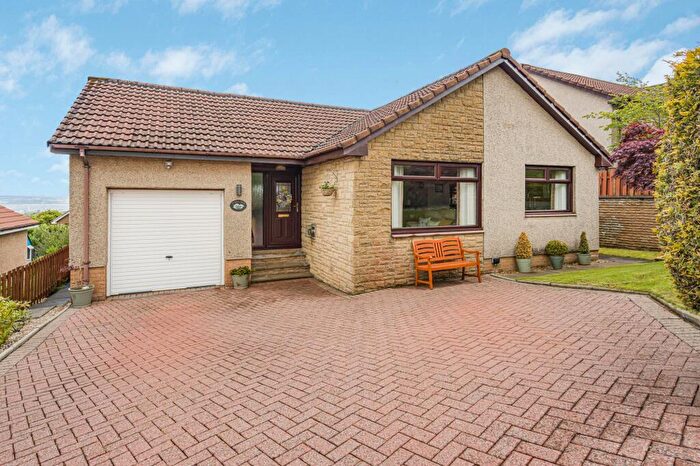 3 Bedroom Bungalow For Sale In Ochilview Wallacestone Brae, Wallacestone, FK2