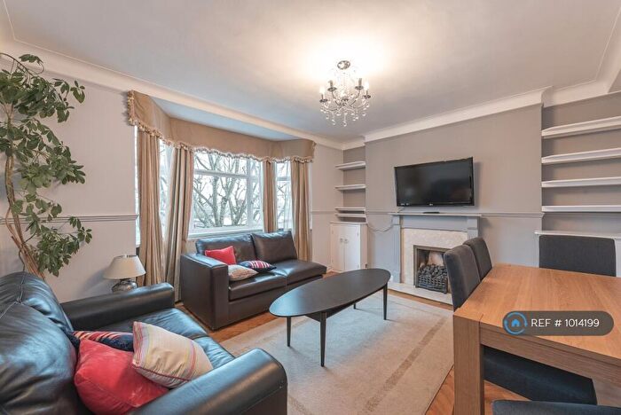2 Bedroom Flat To Rent In Barrington Court, London, N10
