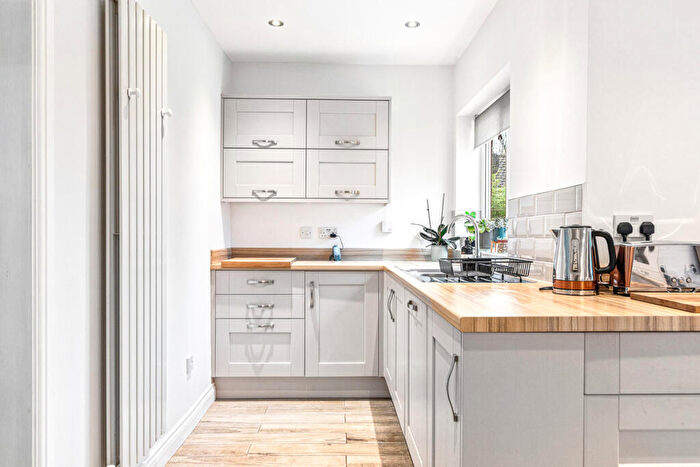 3 Bedroom Bungalow For Sale In Walton Close, Kirby Muxloe, LE9