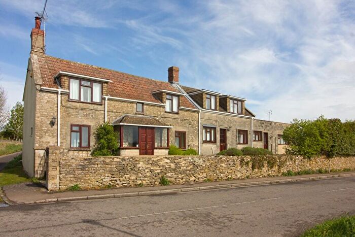 4 Bedroom Cottage For Sale In High Street, Marshfield, SN14