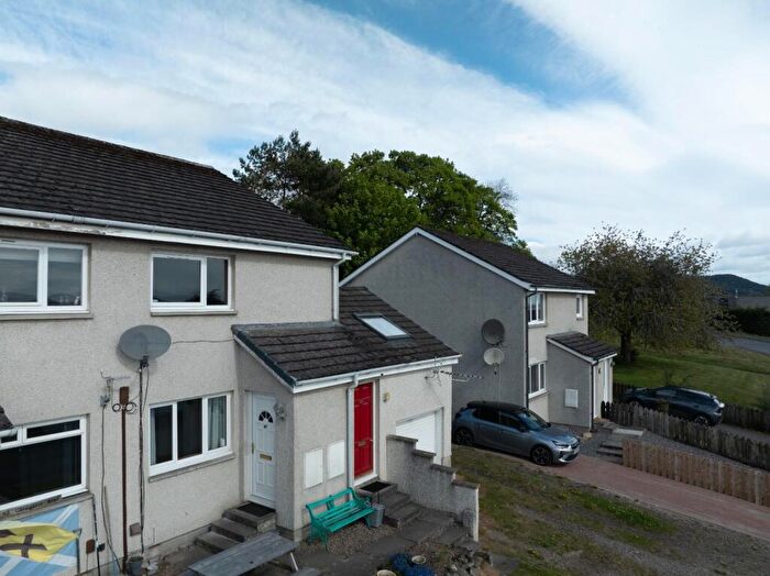 2 Bedroom Flat For Sale In Glengarry Road, Inverness, IV3