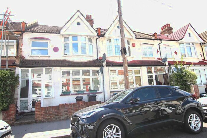 4 Bedroom Terraced House To Rent In Nutfield Road, Thornton Heath, CR7