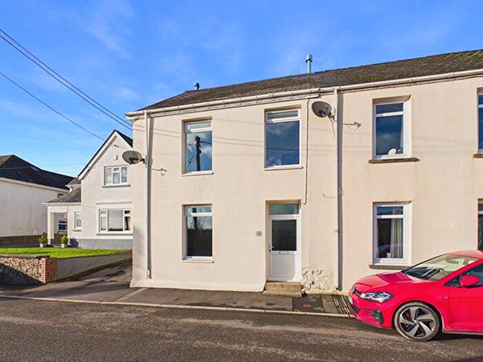 3 Bedroom Terraced House For Sale In Llysonnen Road, Carmarthen, SA33