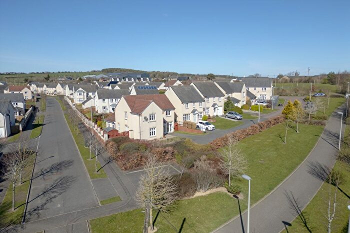 5 Bedroom Detached House For Sale In South Quarry View, Gorebridge, Midlothian, EH23