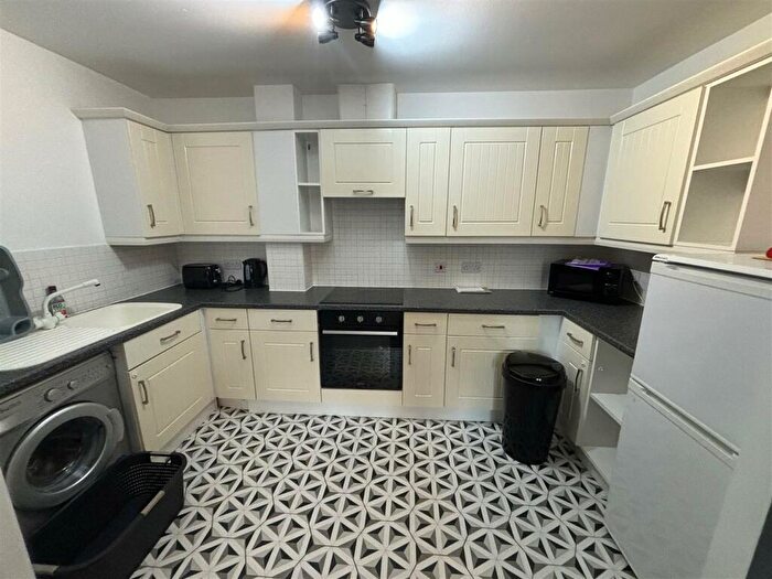 2 Bedroom Apartment To Rent In Monument Court, Durham, DH1