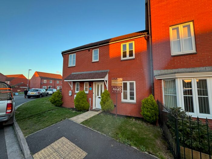 3 Bedroom Terraced House To Rent In Simmental Street, Bridgwater, TA6