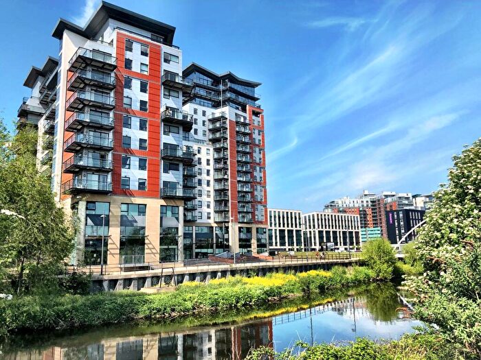 2 Bedroom Apartment To Rent In Whitehall Waterfront, LS1