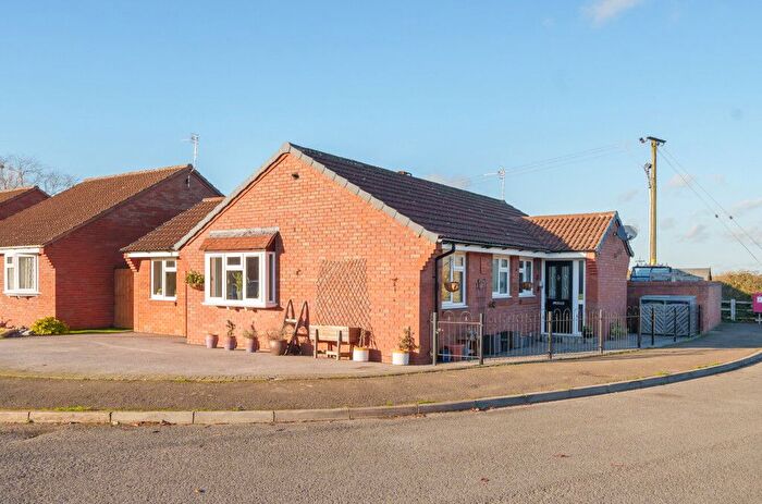 4 Bedroom Bungalow For Sale In Sinderberry Drive, Northway, Tewkesbury, GL20