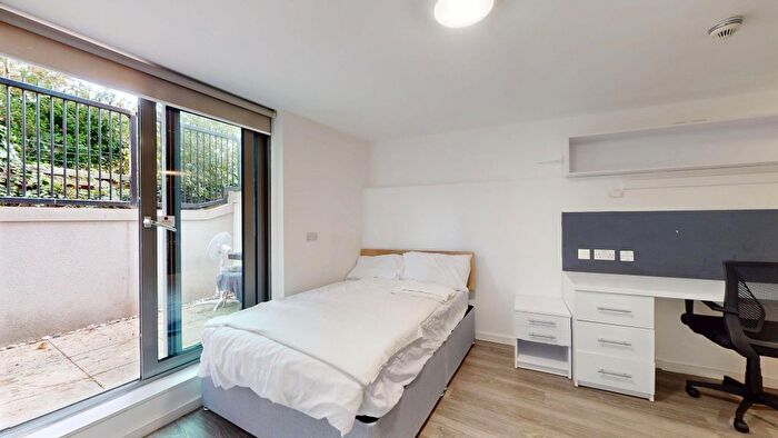 Studio To Rent In The Pavement, Popes Lane, London, W5