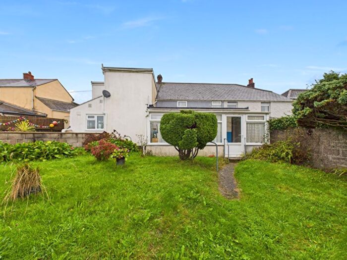 3 Bedroom Terraced House For Sale In Fore Street, Beacon, Camborne, TR14