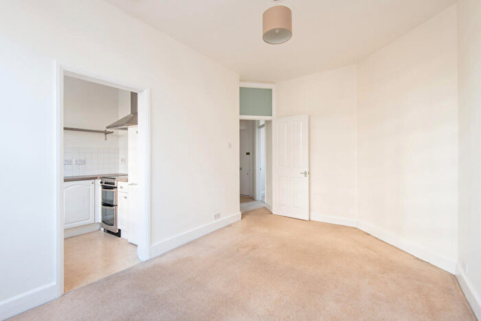 1 Bedroom Apartment To Rent In Grove End House, Grove End Road, St John's Wood, London, NW8
