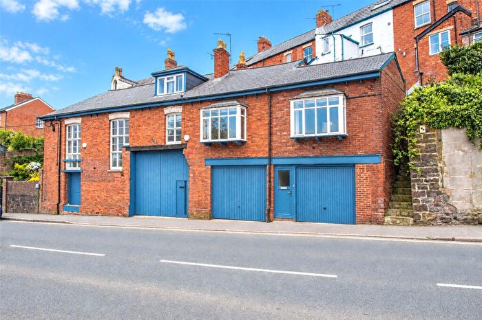 3 Bedroom Maisonette To Rent In Union Road, Crediton, Devon, EX17