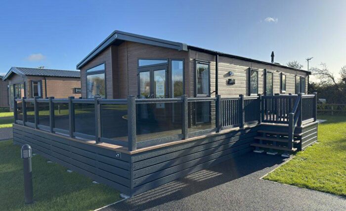3 Bedroom Park Home For Sale In Nottage Park Lodges – South Wales, CF36