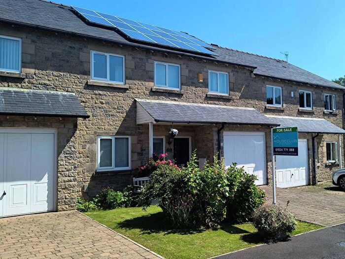 5 Bedroom Town House For Sale In Broadacre View, Caton, Lancaster, LA2