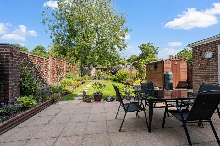 3 Bedroom Detached House For Sale In Milton Road, Milborne St Andrew, DT11