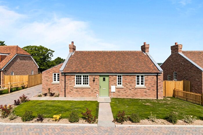 2 Bedroom Detached Bungalow For Sale In Street End Lane, Broad Oak, Heathfield, TN21