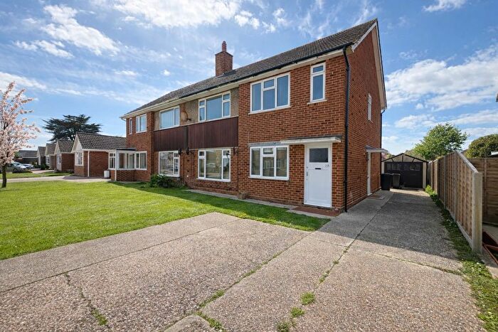 2 Bedroom Flat To Rent In Madden Close, Gosport, PO12