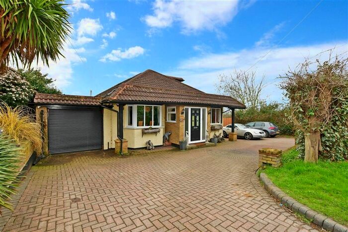 4 Bedroom Bungalow For Sale In South Hill, Langdon Hills, Basildon, Essex, SS16