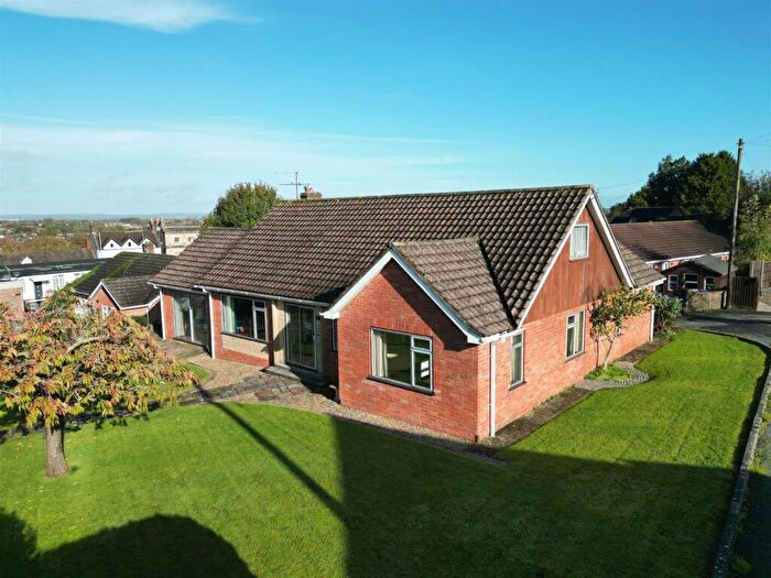 4 Bedroom Bungalow For Sale In Orchard Road, Westbury, BA13
