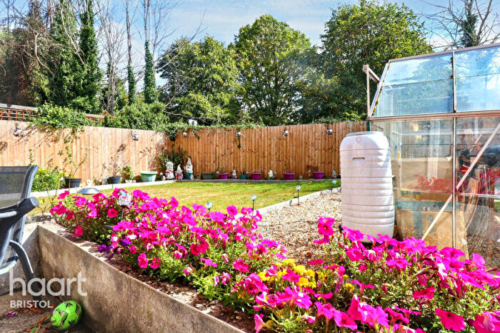 3 Bedroom Semi-Detached House For Sale In Gayner Road, Bristol, BS7