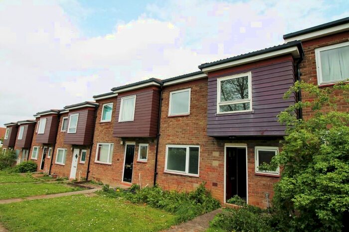 3 Bedroom Terraced House To Rent In Eastgarth, Newbiggin Hall, Newcastle-upon-Tyne, NE5