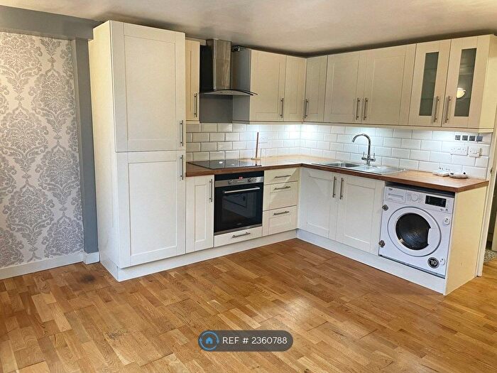 1 Bedroom Flat To Rent In Mount Ephraim, Tunbridge Wells, TN4