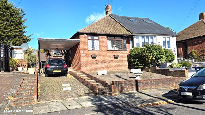 2 Bedroom Semi Detached Bungalow For Sale In Hamilton Road, Cockfosters, EN4