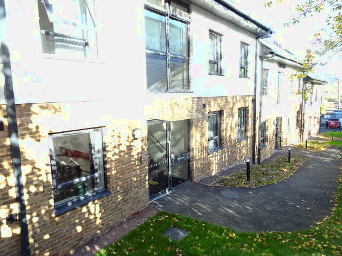 1 Bedroom Private Hall To Rent In Park Pride, Brook Street, Treforest, Pontypridd, CF37