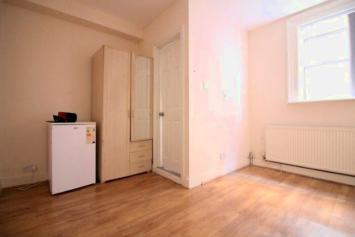 Studio To Rent In Lady Margaret Road, Southall, UB1