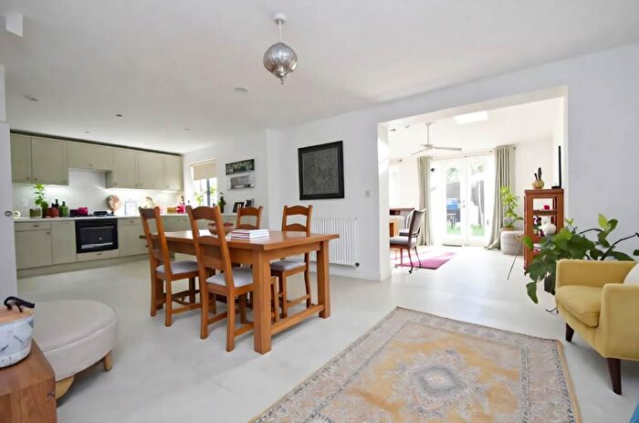 4 Bedroom Detached House To Rent In Dragonfly Lane, Norwich, NR4