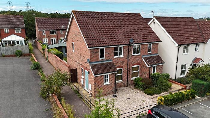 2 Bedroom Semi-Detached House To Rent In Oak Eggar Chase, Pinewood, Ipswich, IP8