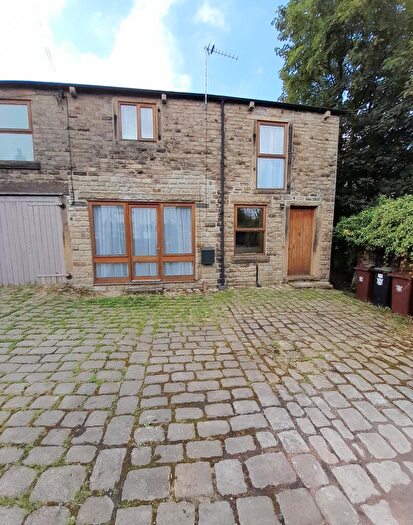3 Bedroom Detached House To Rent In High Street West, Glossop, SK13