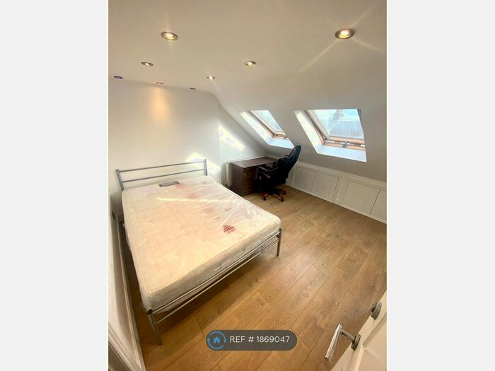 6 Bedroom Terraced House To Rent In Farmer Road, London, E10