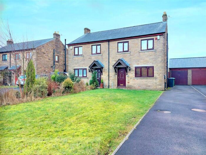 3 Bedroom House To Rent In Heather Way, Diggle, Saddleworth, OL3