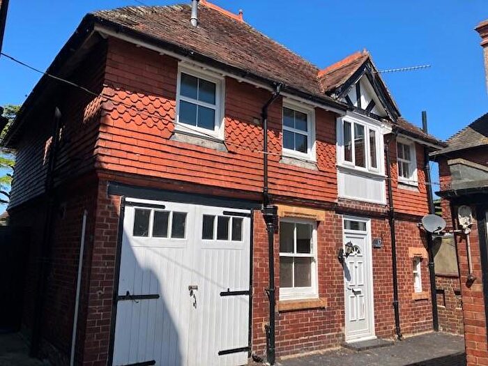 3 Bedroom Detached House To Rent In Julian Road, Folkestone, CT19