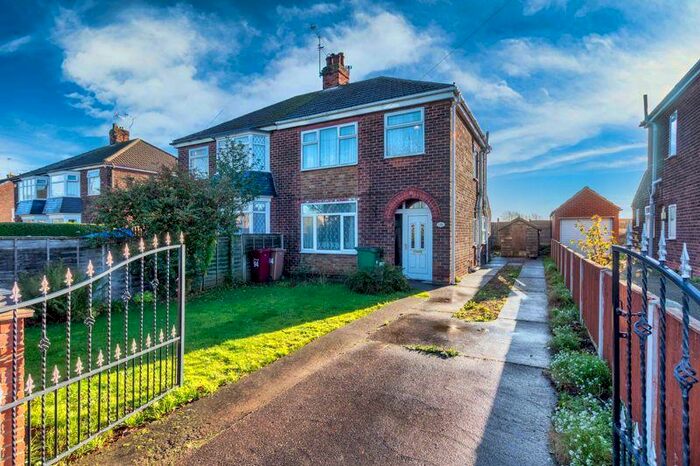 3 Bedroom Semi-Detached House To Rent In Station Road, Scunthorpe, DN15
