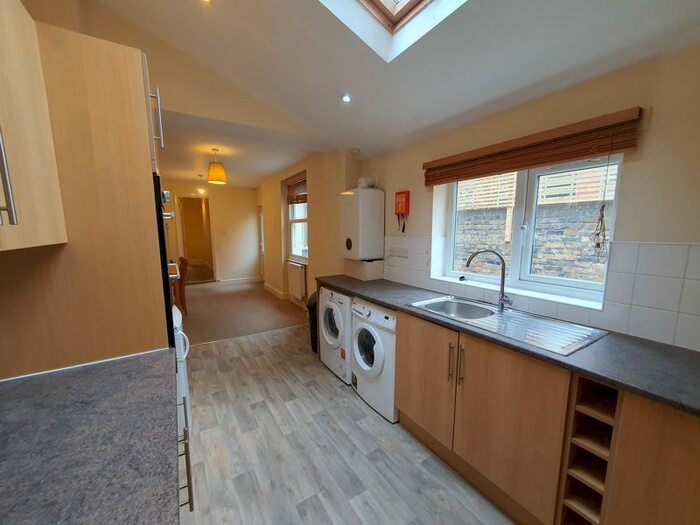 4 Bedroom Terraced House To Rent In Larcom Street, London, SE17