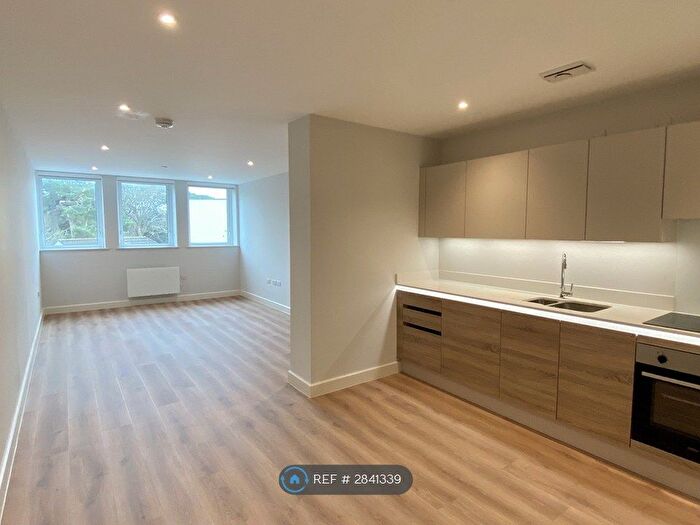 1 Bedroom Flat To Rent In Christchurch Road, Bournemouth, BH1