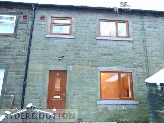 3 Bedroom Terraced House To Rent In Mowgrain View, Bacup, OL13