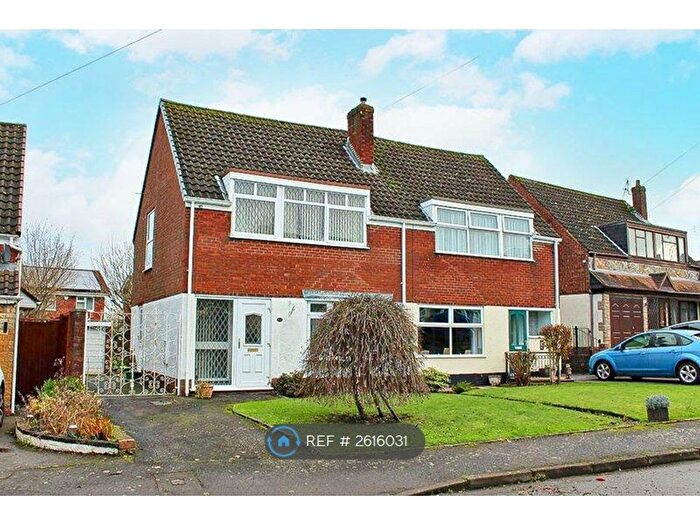 3 Bedroom Semi-Detached House To Rent In Tern Close, Wolverhampton, WV4