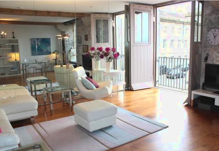 2 Bedroom Apartment To Rent In Mills Bakery, Royal William Yard *Zero Deposit Guarantee Available*, PL1