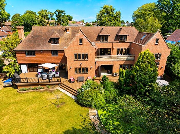 4 Bedroom Detached House For Sale In Tyrells, Hockley, Essex, SS5